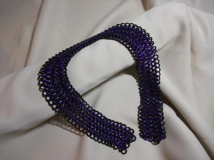 Black and Dark Purple chainmaille necklace
